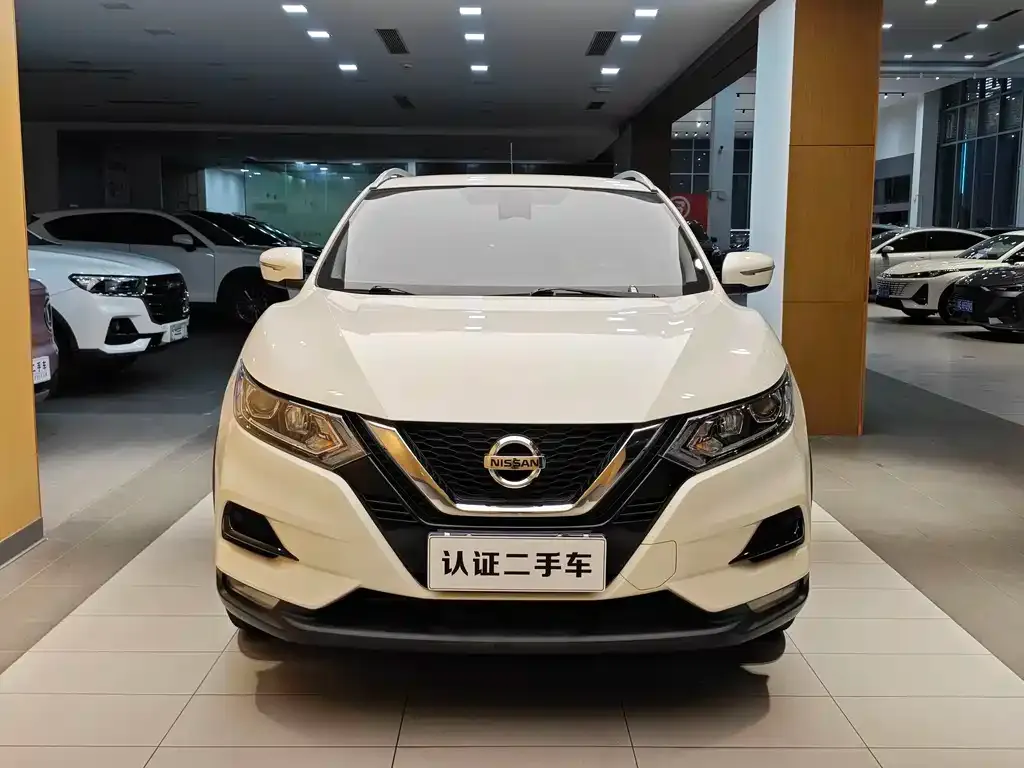 Nissan Qashqai — фото 3