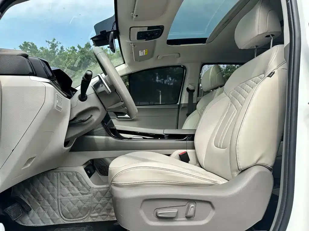 Hyundai Custo — фото 8