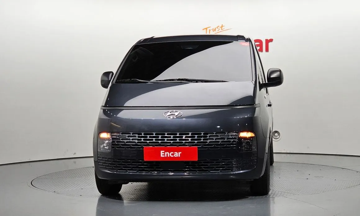 Hyundai Staria — фото 2