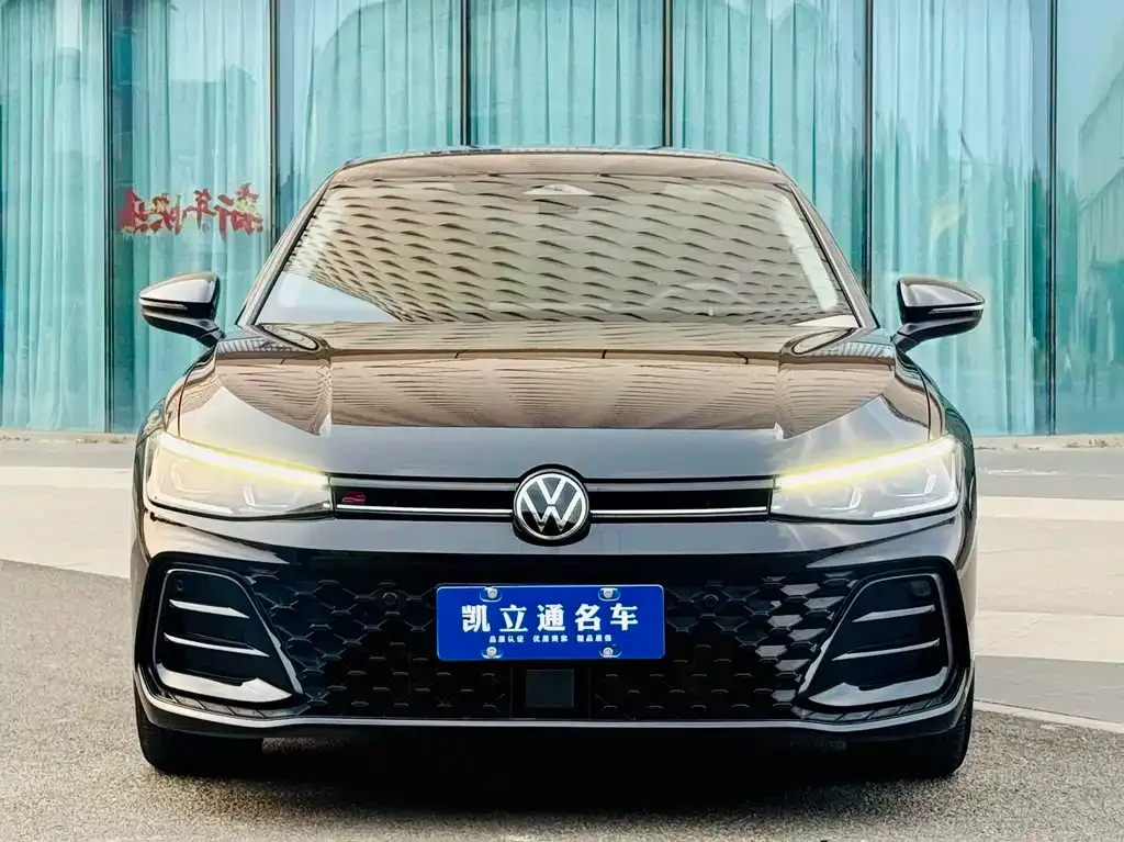 Volkswagen Passat — фото 2