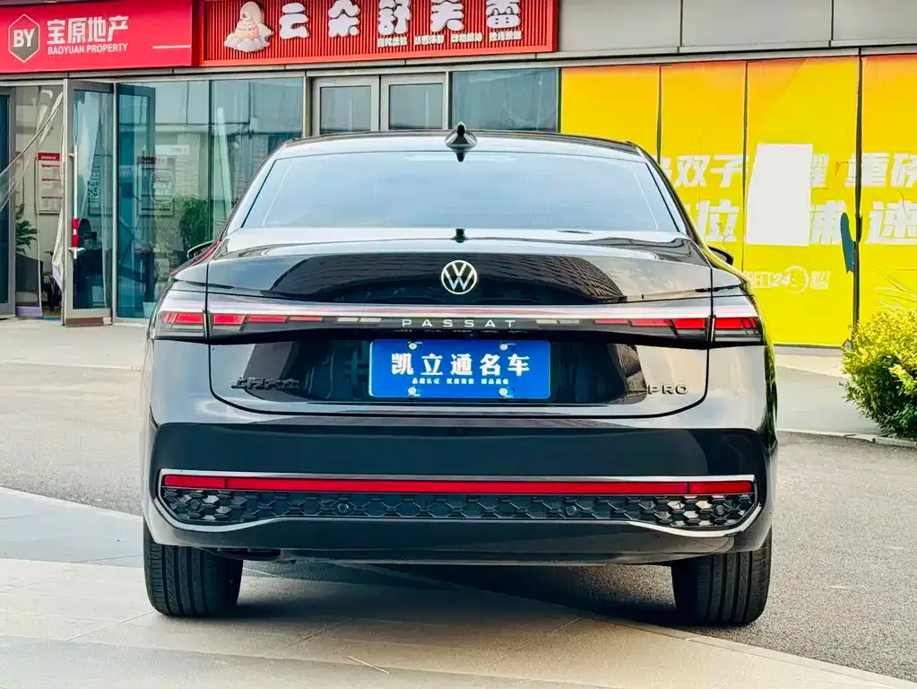 Volkswagen Passat — фото 5