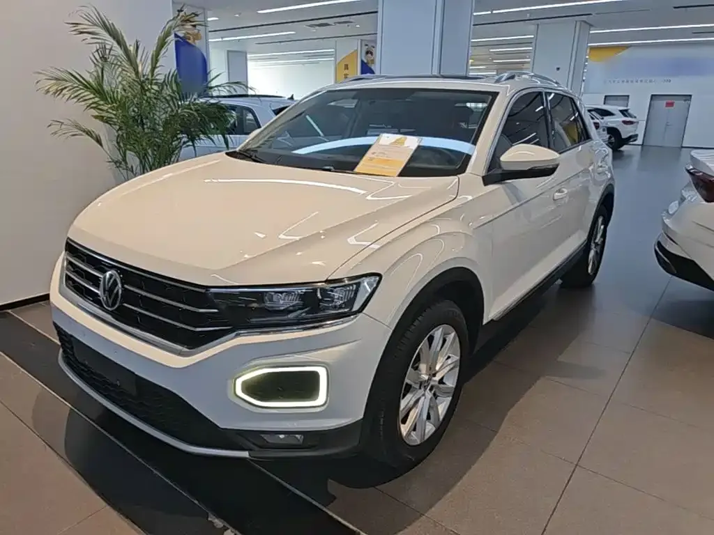 Volkswagen T-Roc — фото 4