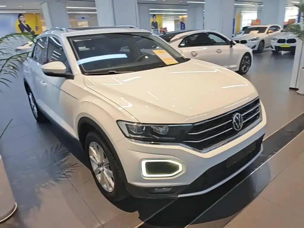 Volkswagen T-Roc — фото 3