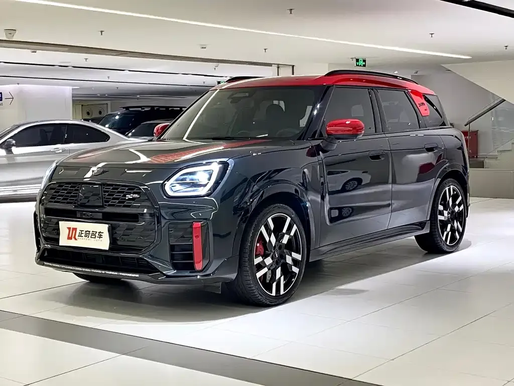 MINI Countryman JCW — фото 1