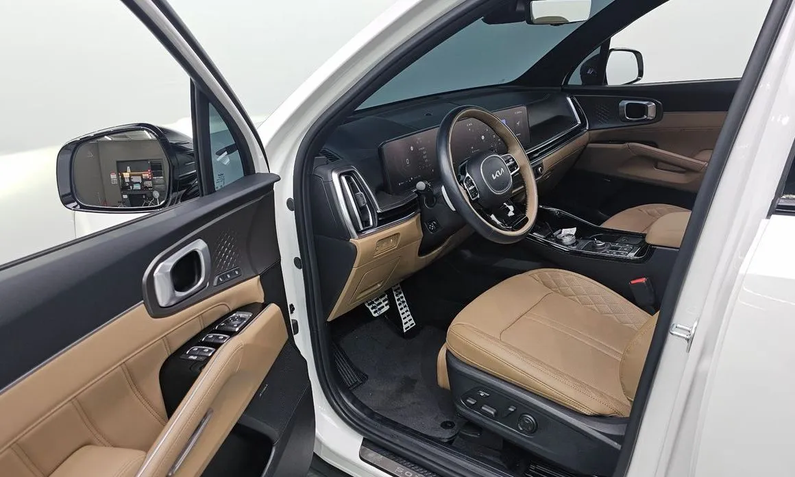 Kia Sorento — фото 6