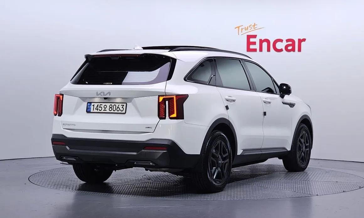 Kia Sorento — фото 7
