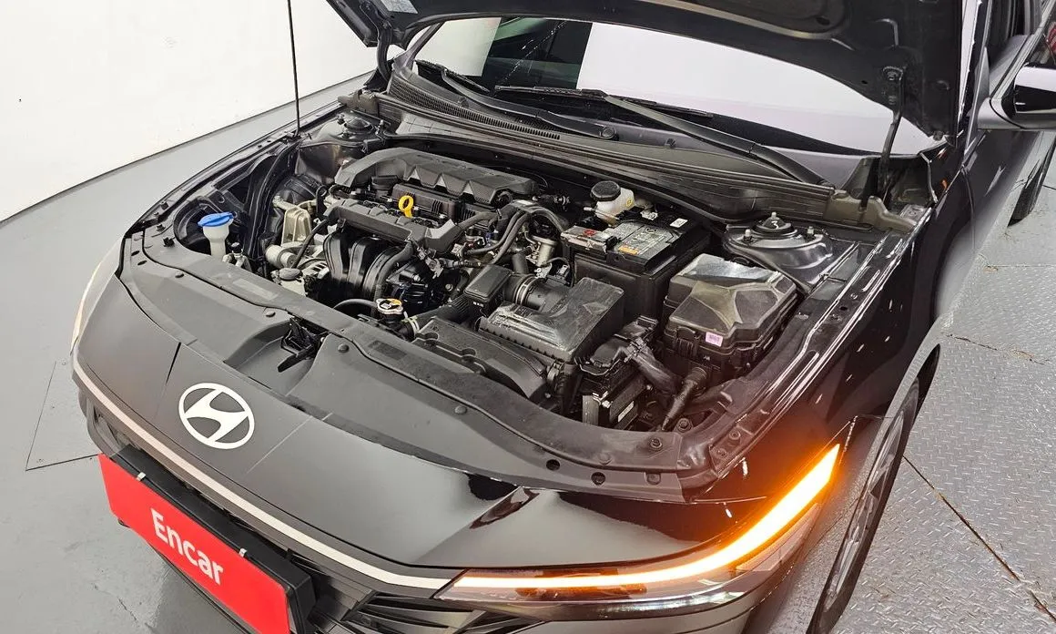 Hyundai AVANTE — фото 2