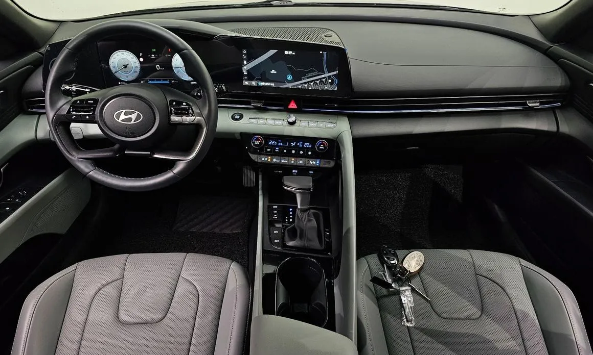 Hyundai AVANTE — фото 3