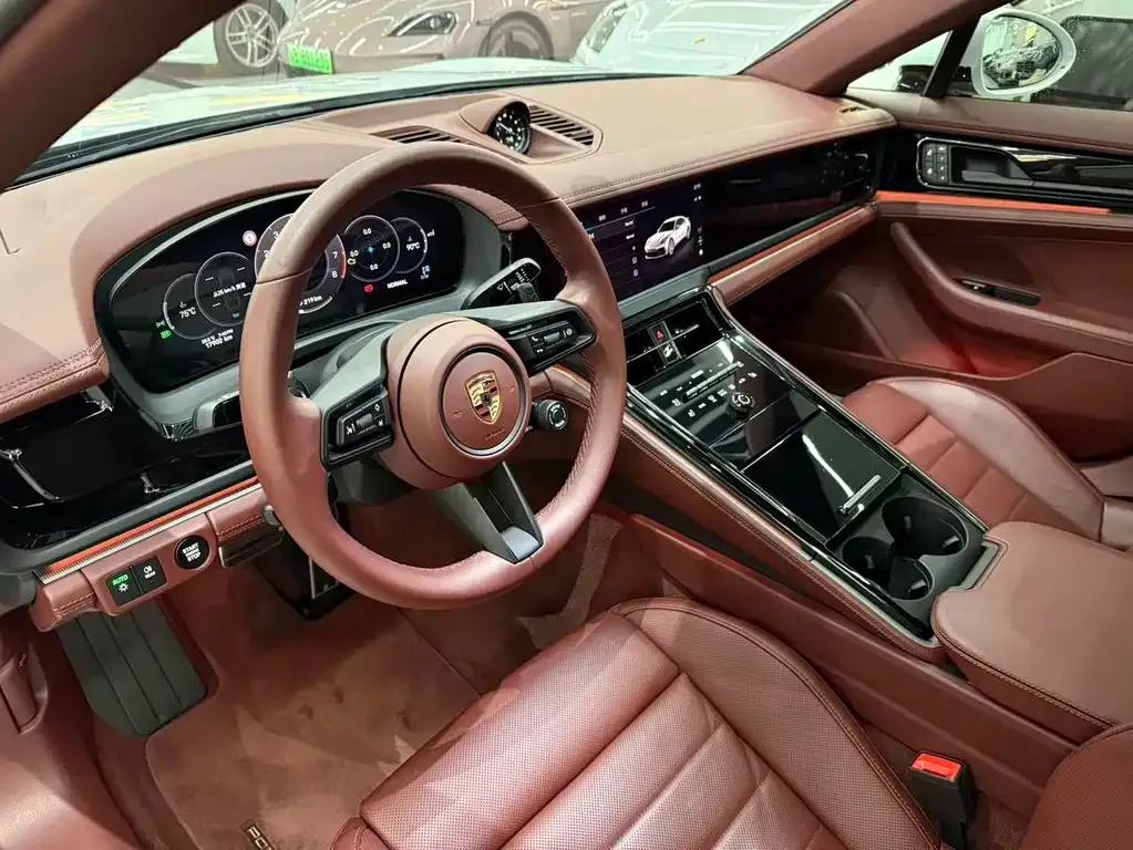 Porsche Panamera — фото 10