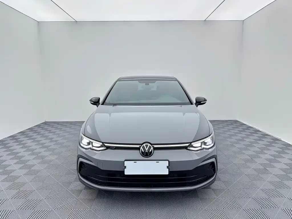 Volkswagen Golf — фото 7