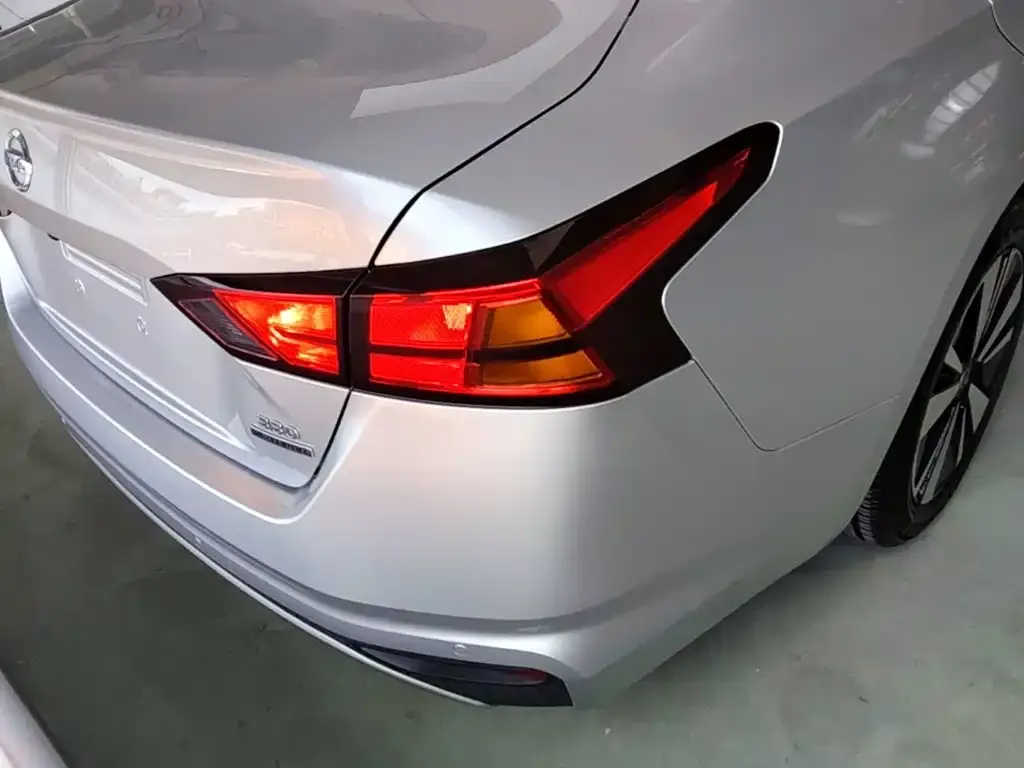 Nissan Teana — фото 2