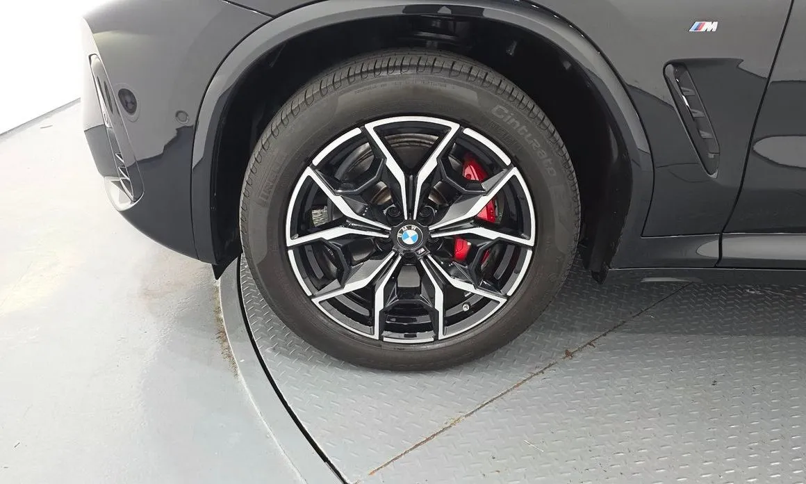 BMW X4 — фото 10