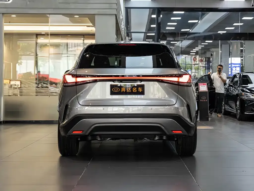 Lexus RX — фото 2