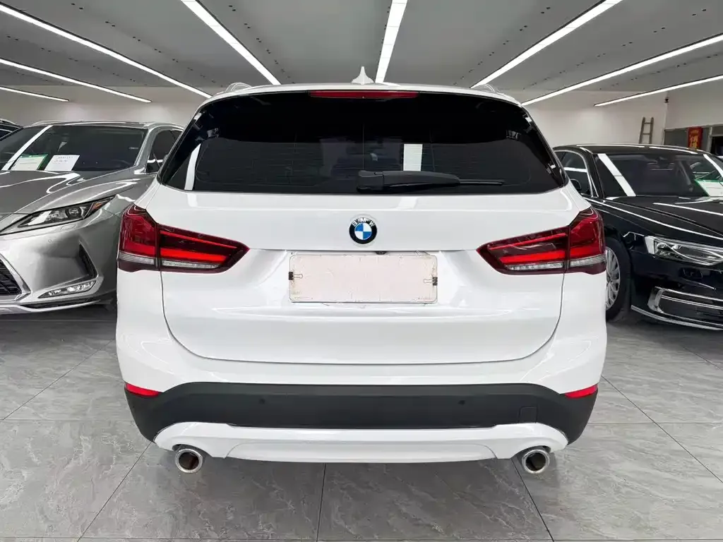 BMW X1 — фото 3
