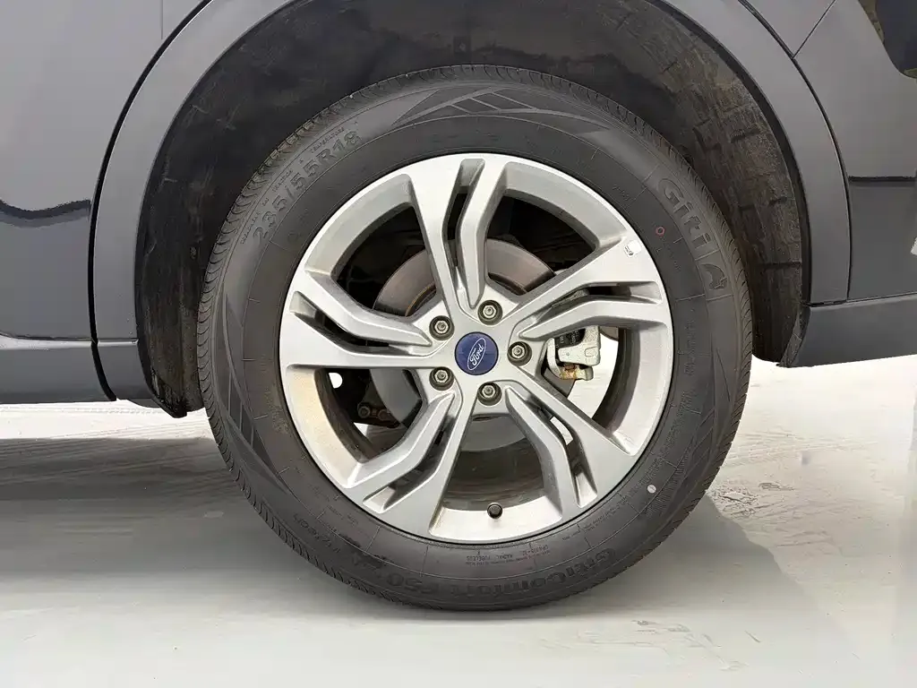Ford Equator Sport — фото 10