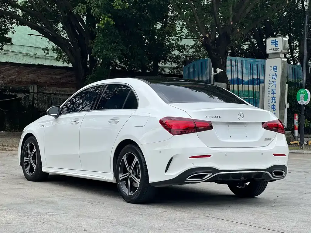Mercedes-Benz A-Class — фото 5