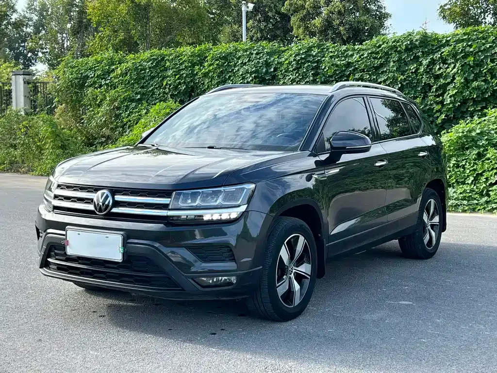Volkswagen Tharu — фото 1