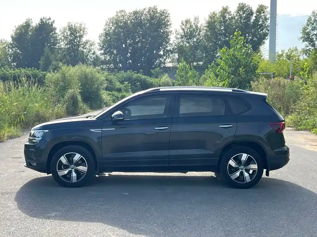 Volkswagen Tharu — фото 7