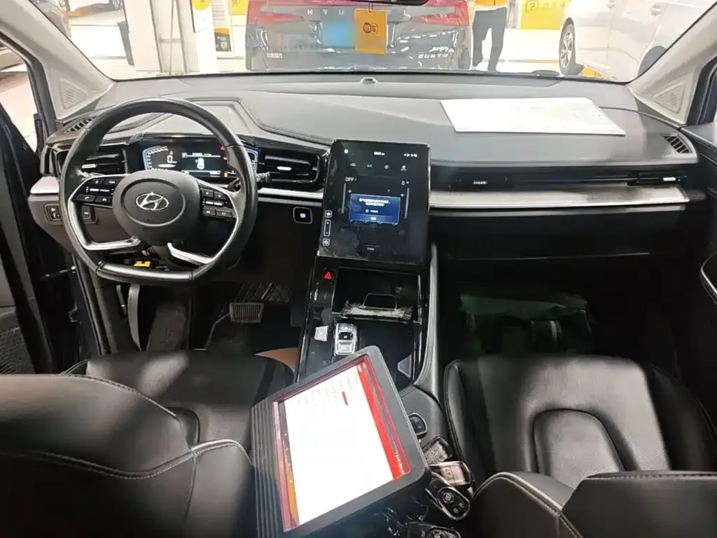 Hyundai Custo — фото 10