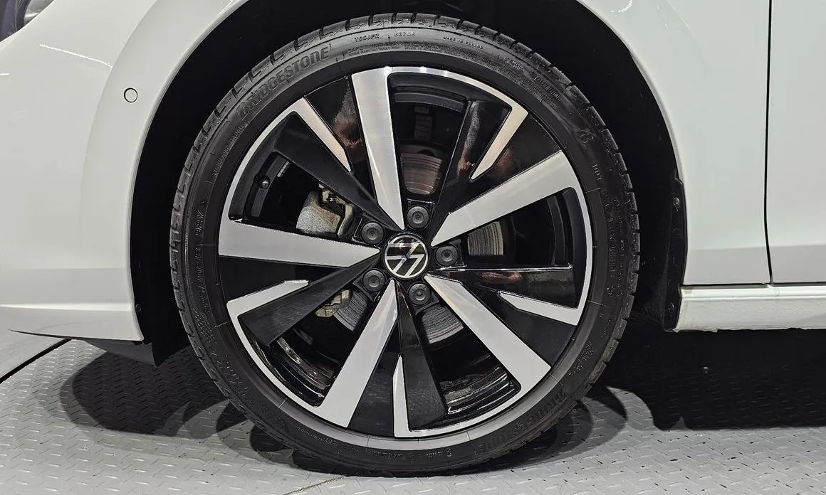 Volkswagen Golf — фото 5
