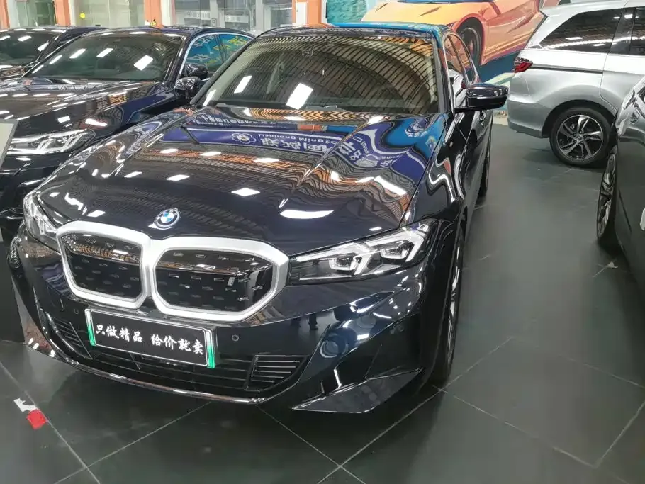 BMW i3 — фото 1