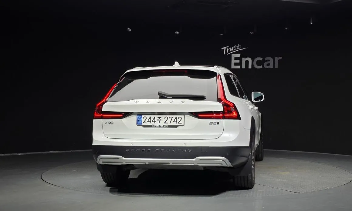 Volvo V90 — фото 3