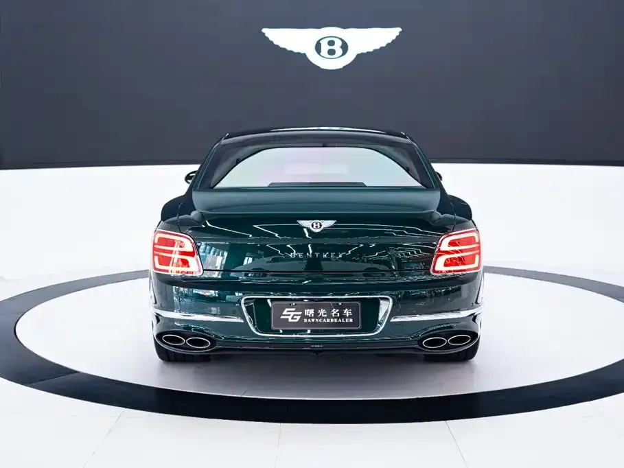 Bentley Flying Spur — фото 6
