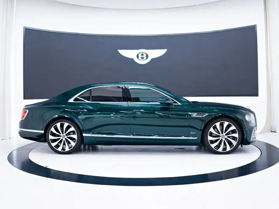 Bentley Flying Spur — фото 5