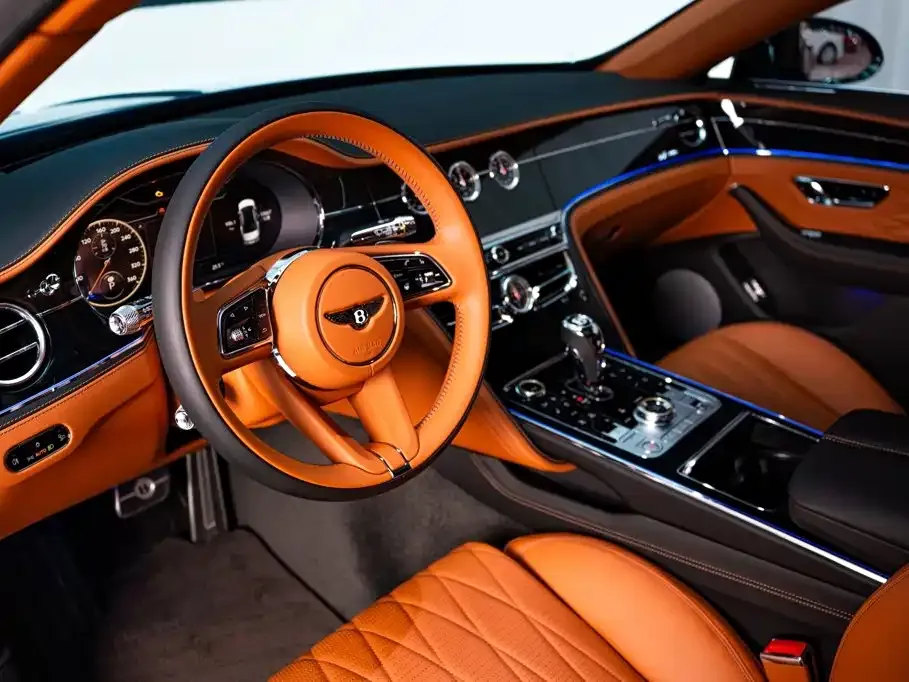 Bentley Flying Spur — фото 7