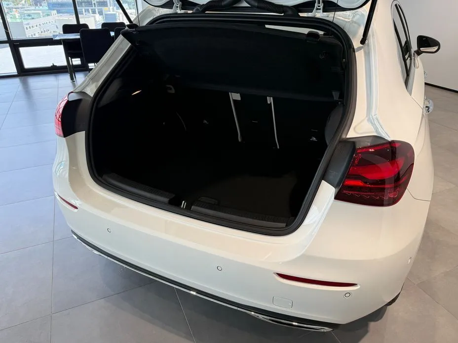 Mercedes-Benz A-Class — фото 10