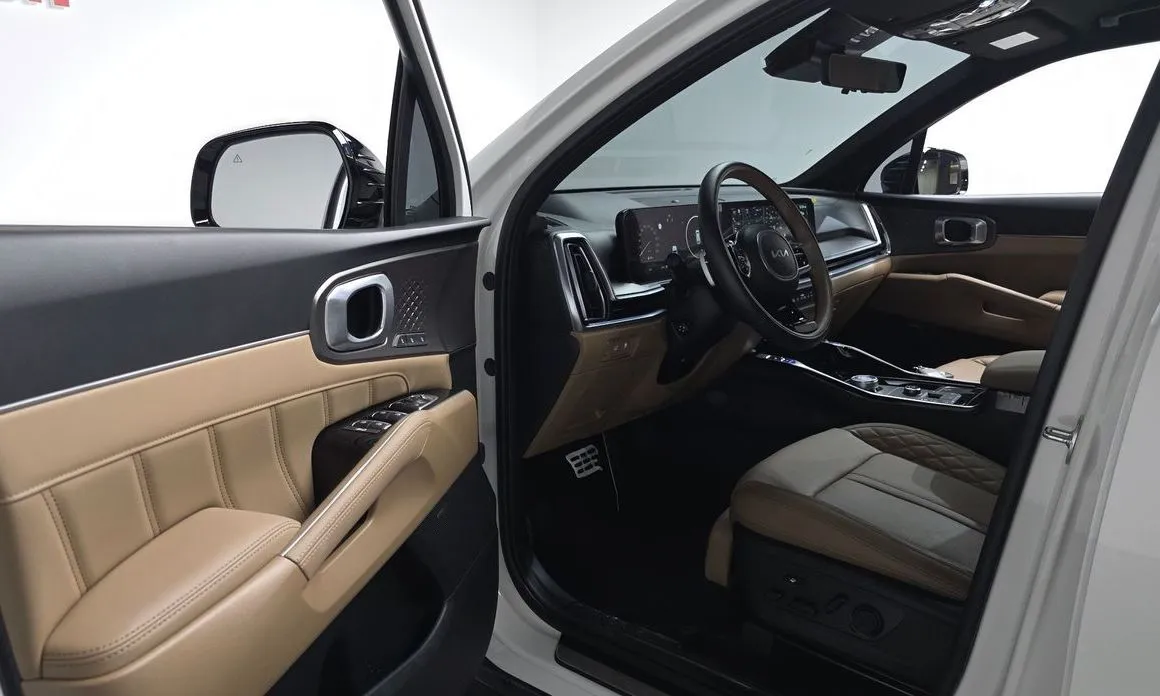 Kia Sorento — фото 9