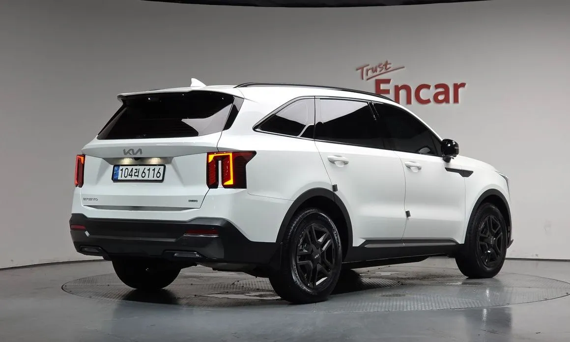Kia Sorento — фото 10