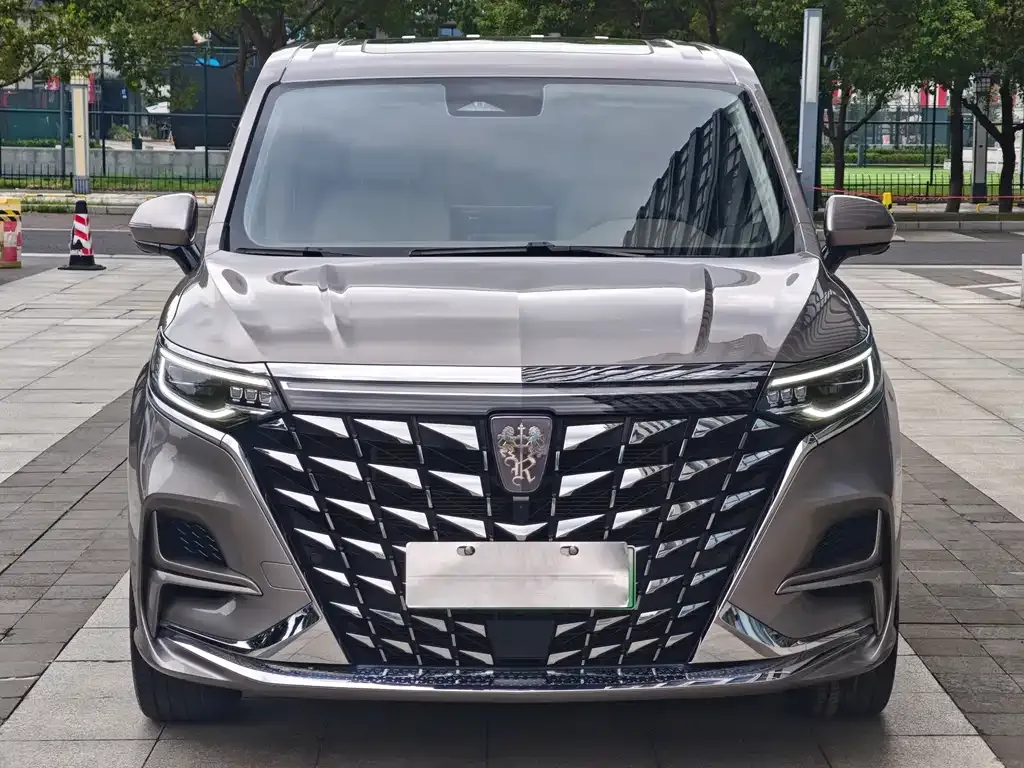 Roewe iMAX8 New Energy — фото 4