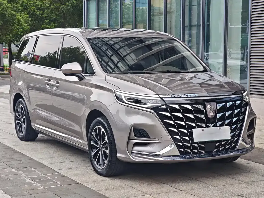 Roewe iMAX8 New Energy — фото 6