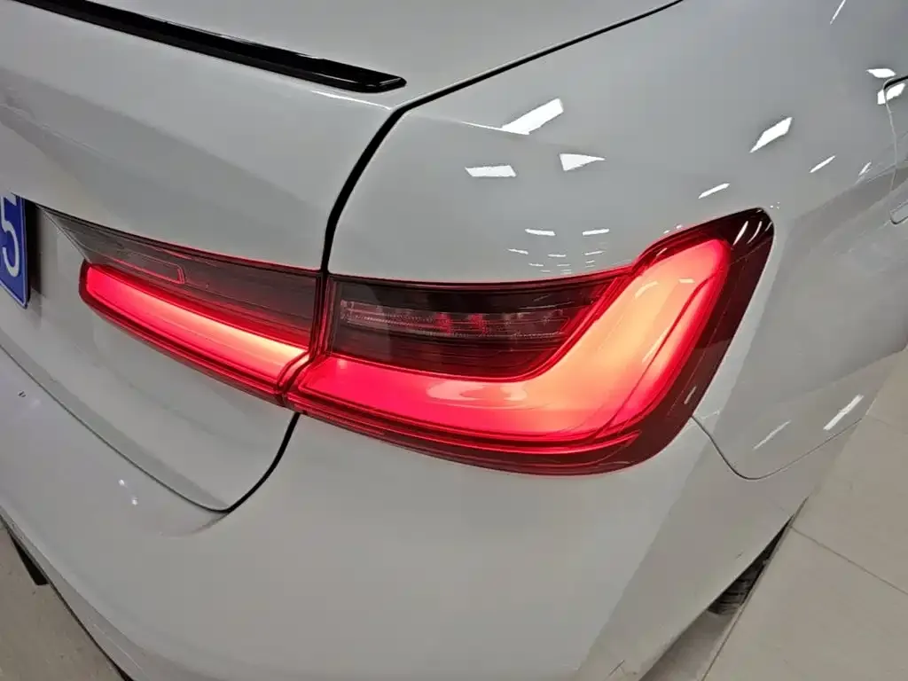 BMW 3 Series — фото 8