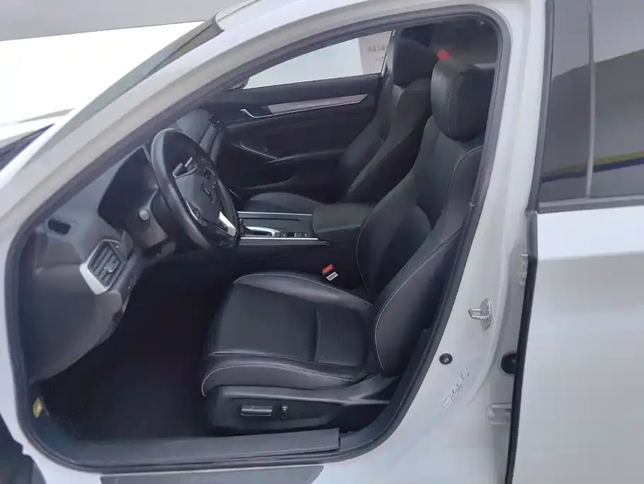 Honda Inspire — фото 6