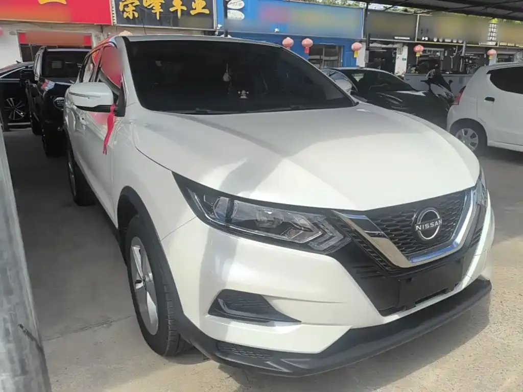 Nissan Qashqai — фото 10