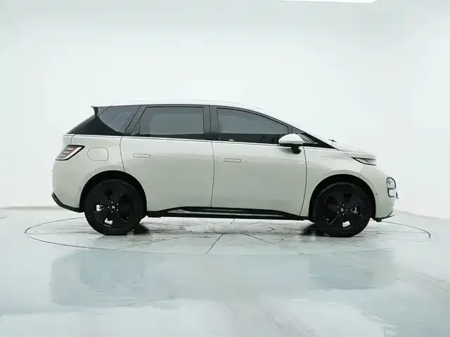 Baojun Yunduo — фото 7