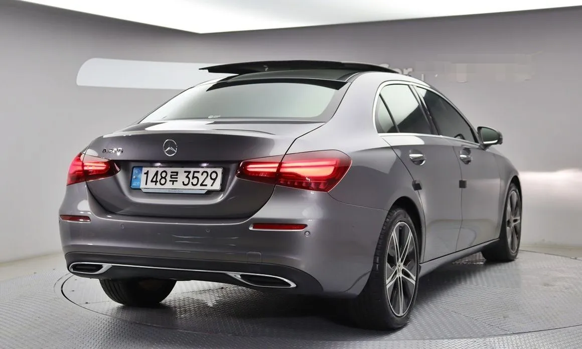 Mercedes-Benz A-Class — фото 8