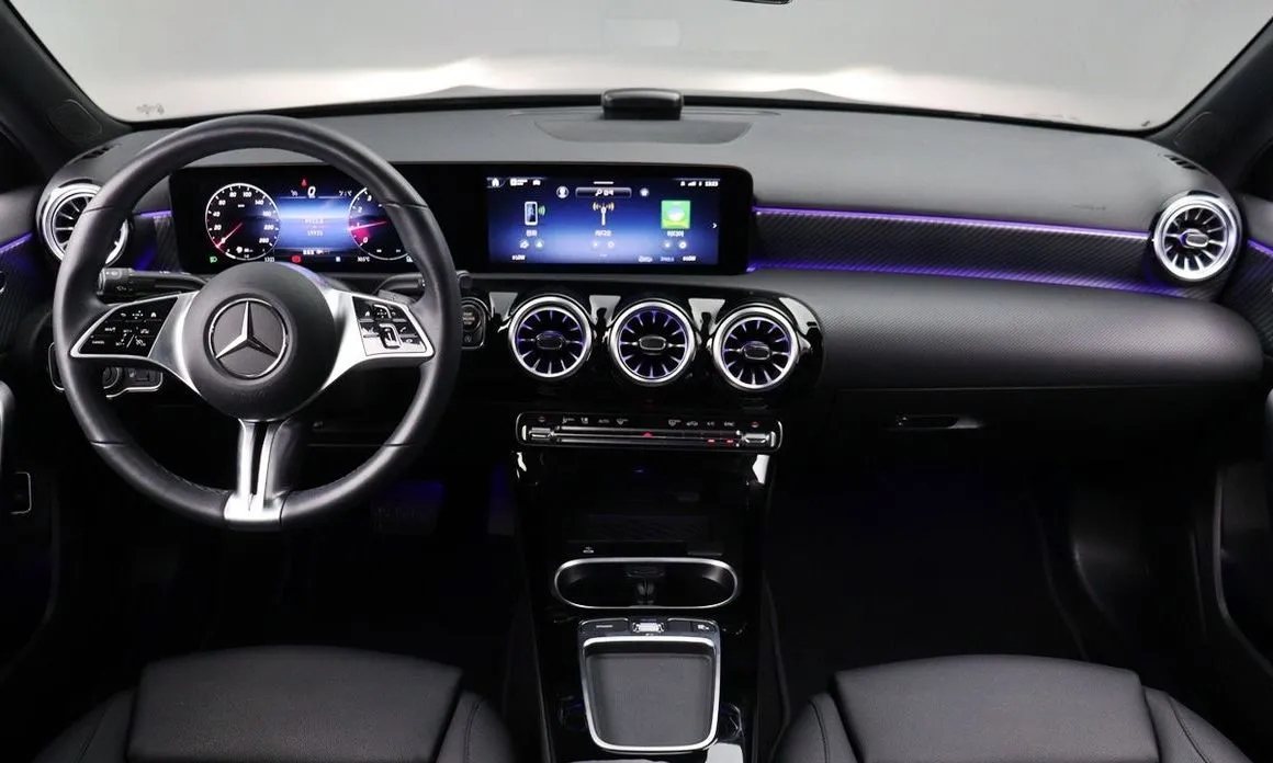 Mercedes-Benz A-Class — фото 3