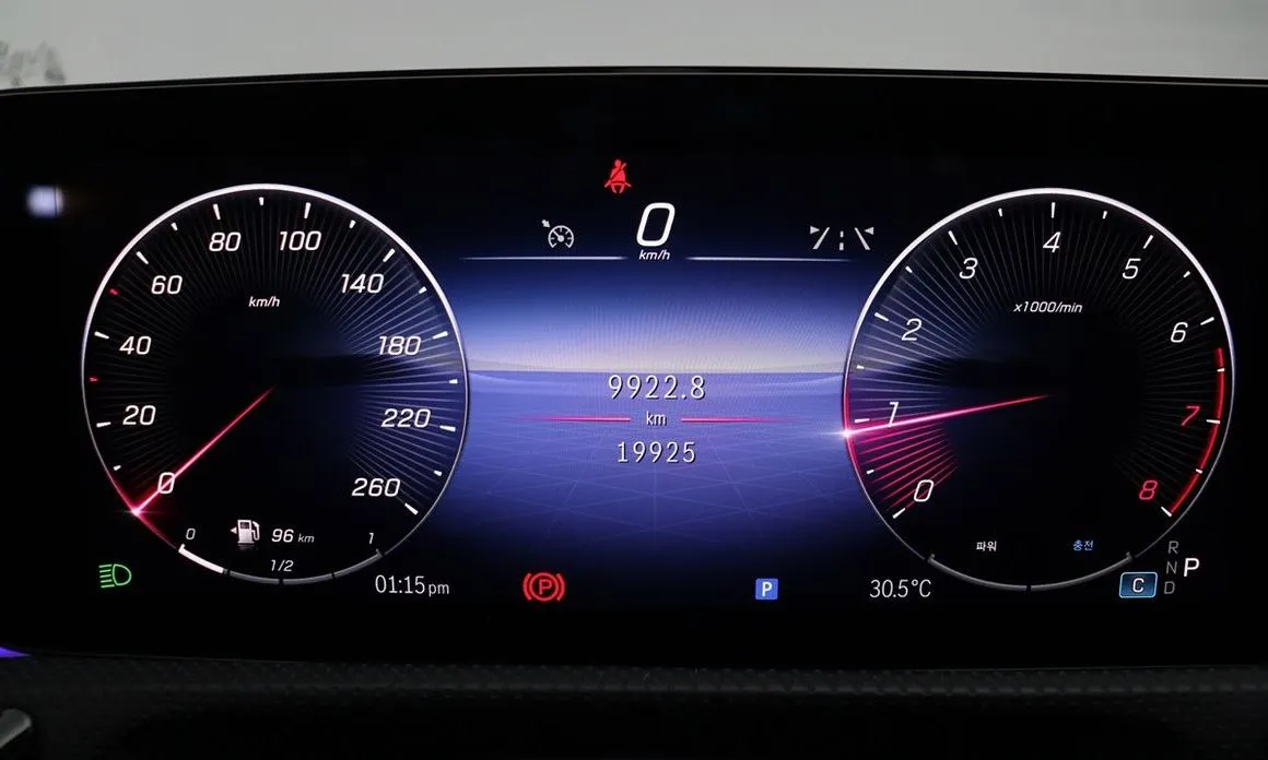 Mercedes-Benz A-Class — фото 10