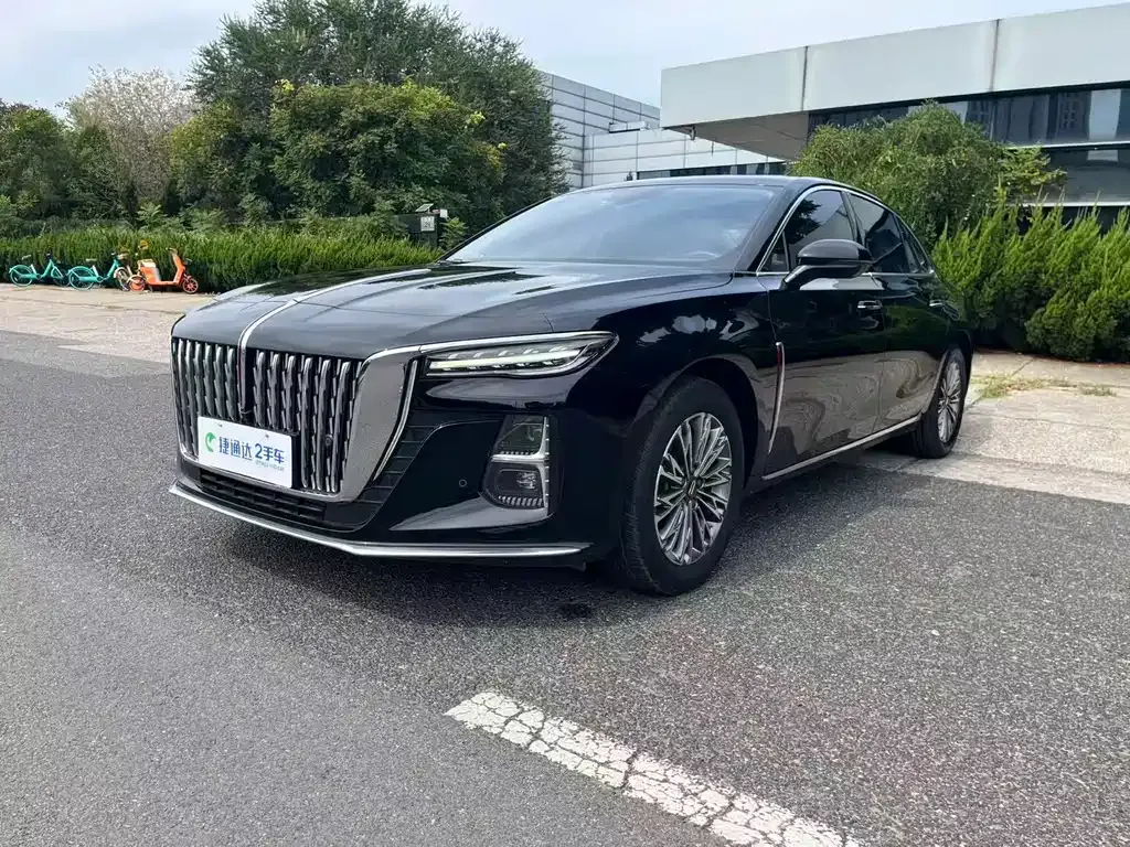Hongqi H5 — фото 6
