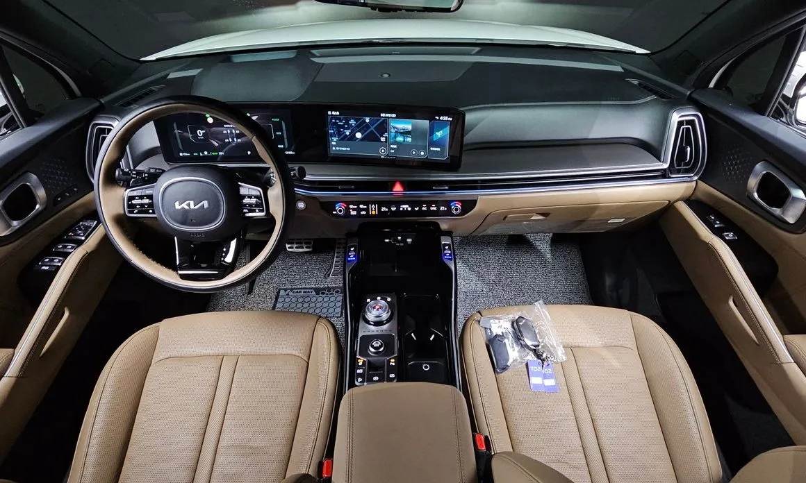 Kia Sorento — фото 7