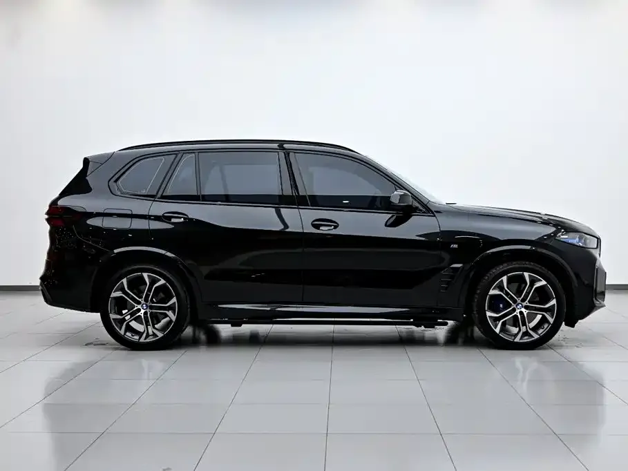 BMW X5 — фото 8
