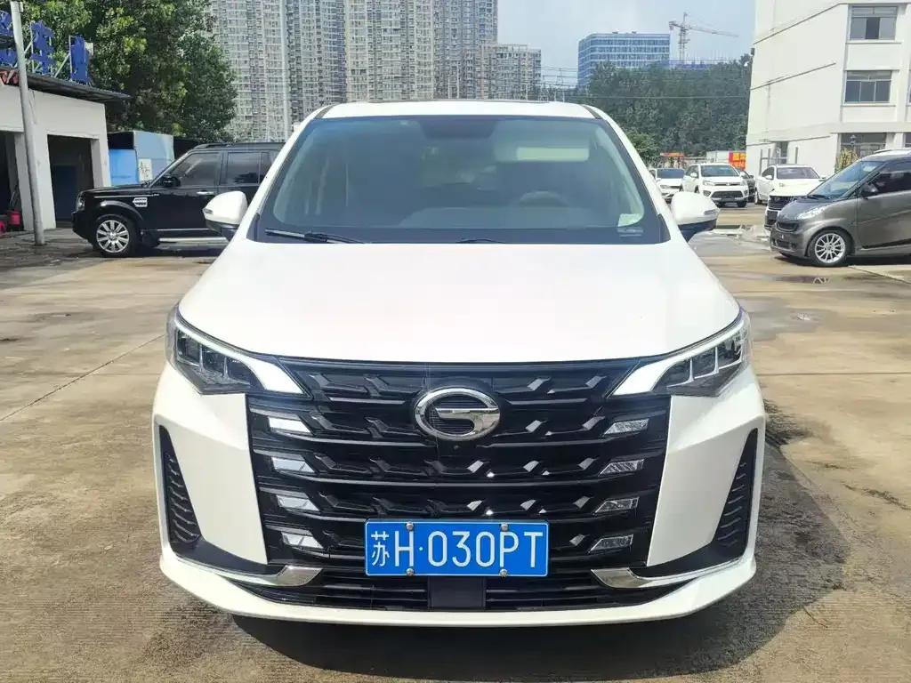 GAC Motor Trumpchi M6 — фото 3