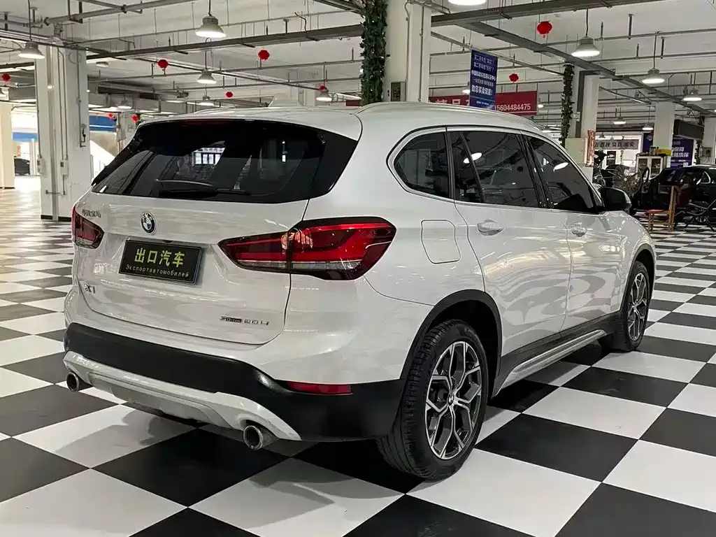 BMW X1 — фото 4
