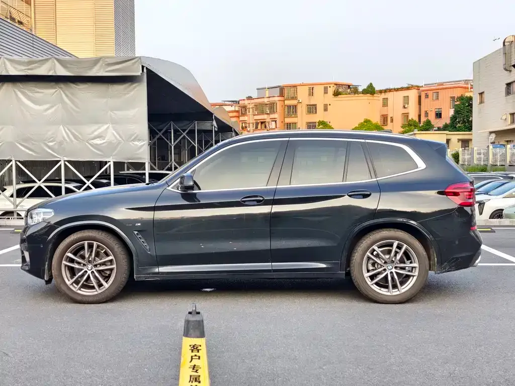 BMW X3 — фото 3