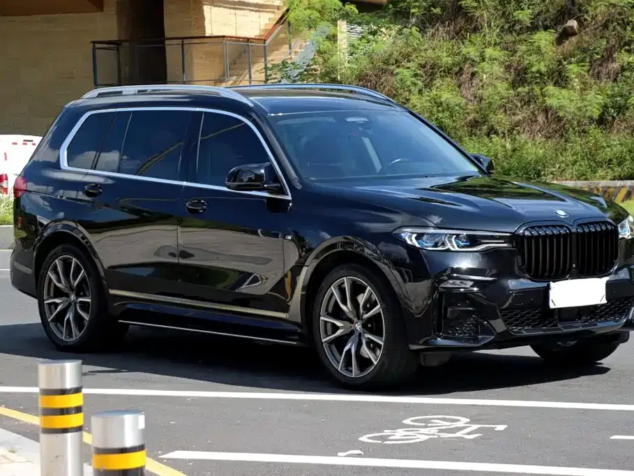 BMW X7 — фото 4