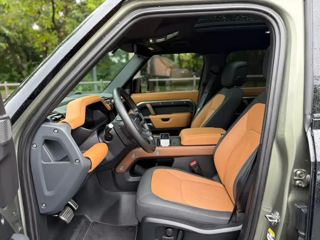 Land Rover Defender — фото 4
