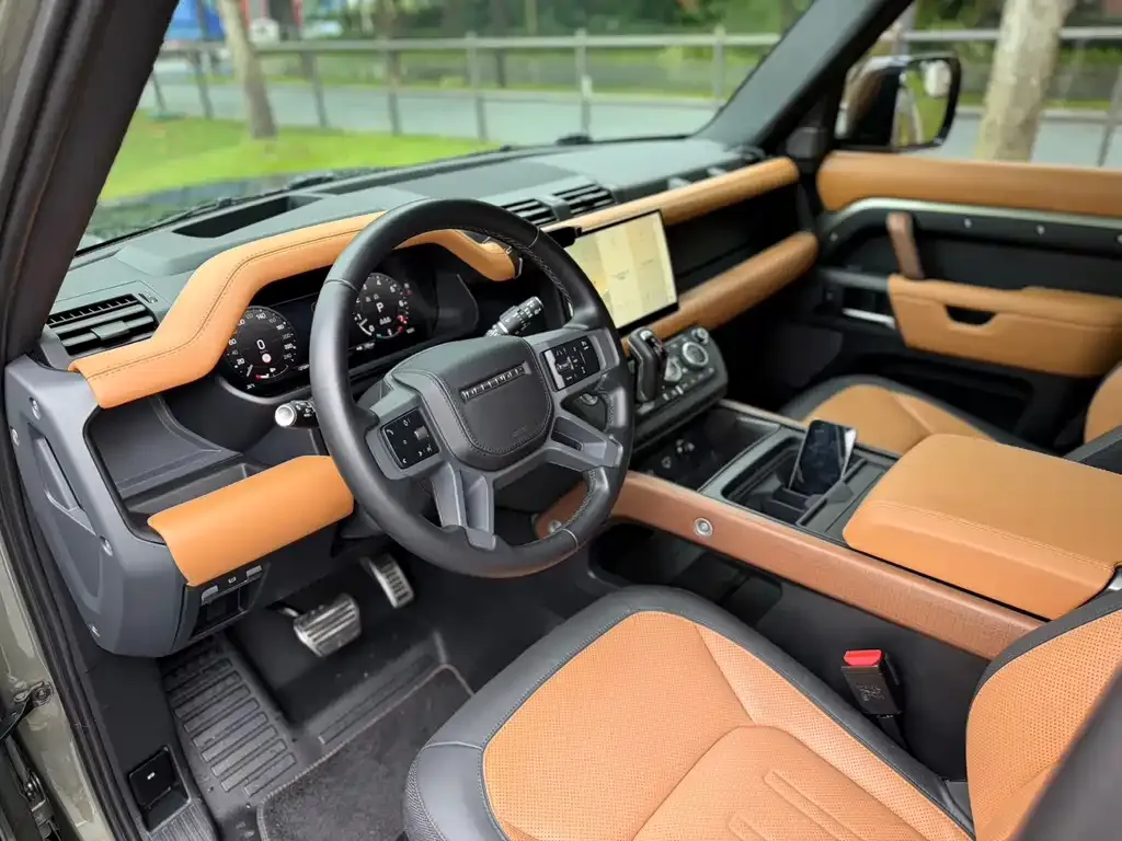 Land Rover Defender — фото 9